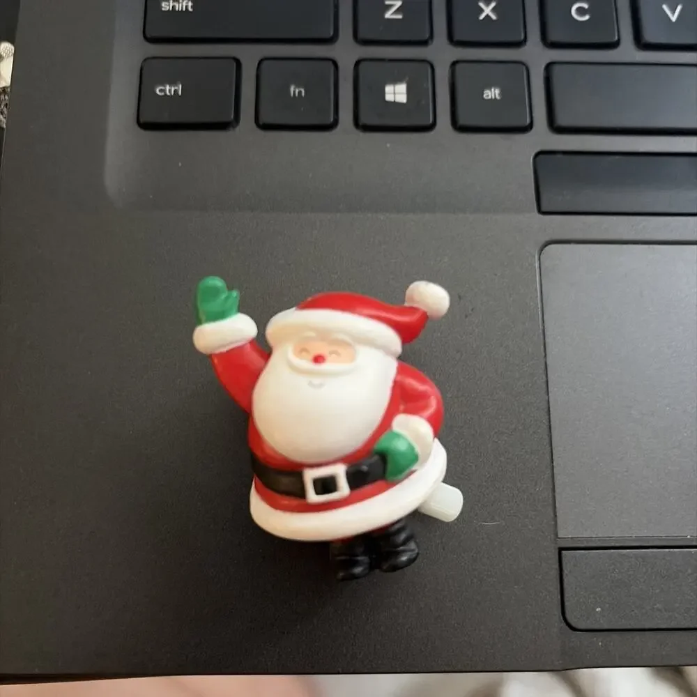 Vintage 1988 Hallmark Cards Santa Wind-Up Waving Pin Brooch